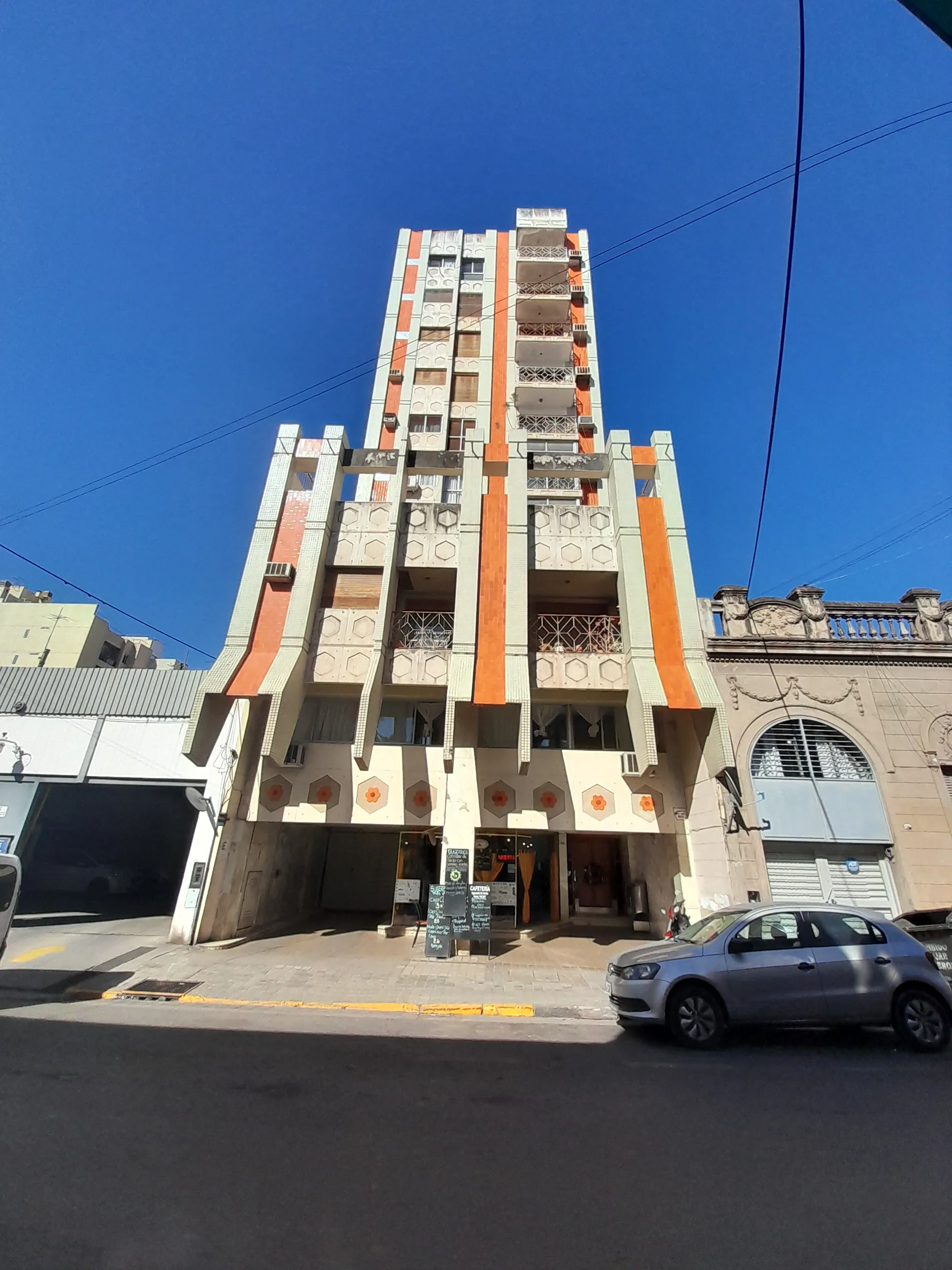 ALBERDI - DEPTO 3 DORM - 3 BAÑOS