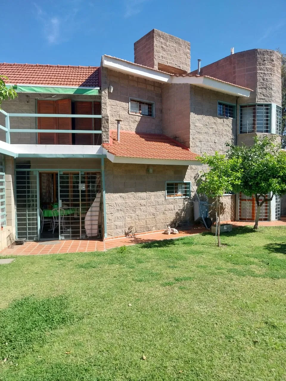 VILLA BELGRANO | 3 DORMITORIOS | 279 M² CUBIERTOS | PILETA + QUINCHO