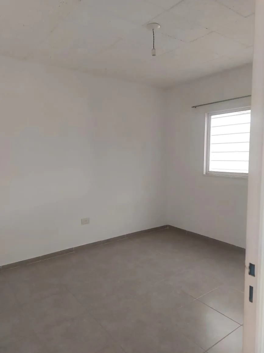 CASA DE 2 HABITACIONES EN ALQUILER EN BOULEVARES DE HORIZONTE