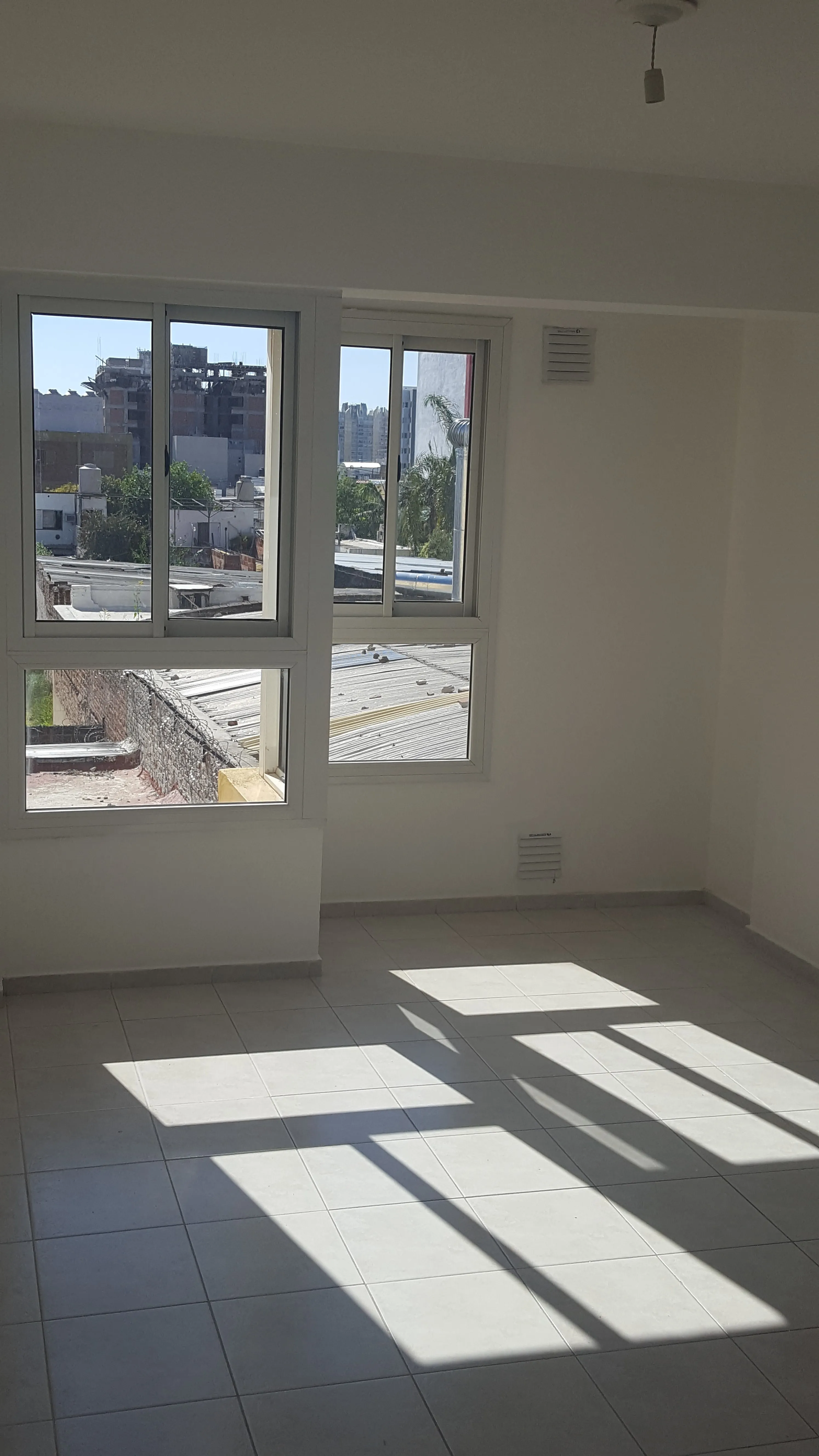 DEPARTAMENTO DE UNA HABITACION EN BARRIO ALTO ALBERDI