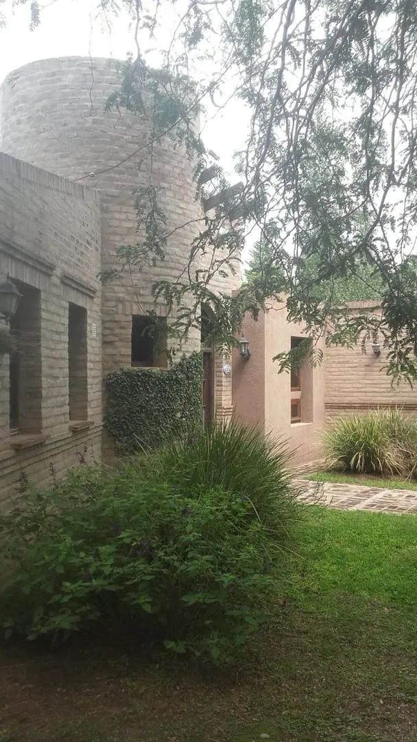 CASA EN VILLA ALLENDE GOLF –