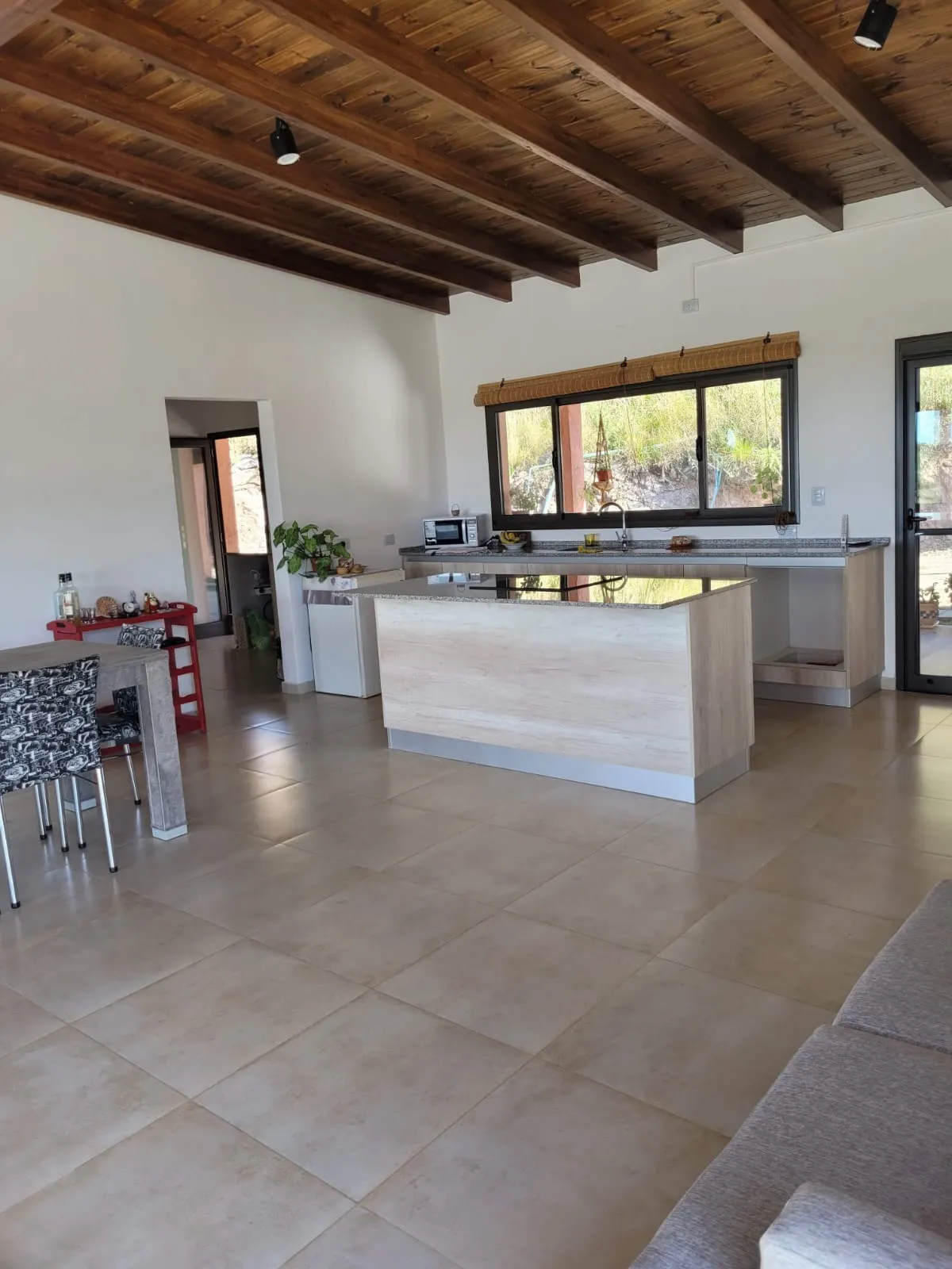 CASA EN VENTA EN ASCOCHINGA – LOTEO BUEN AIRE