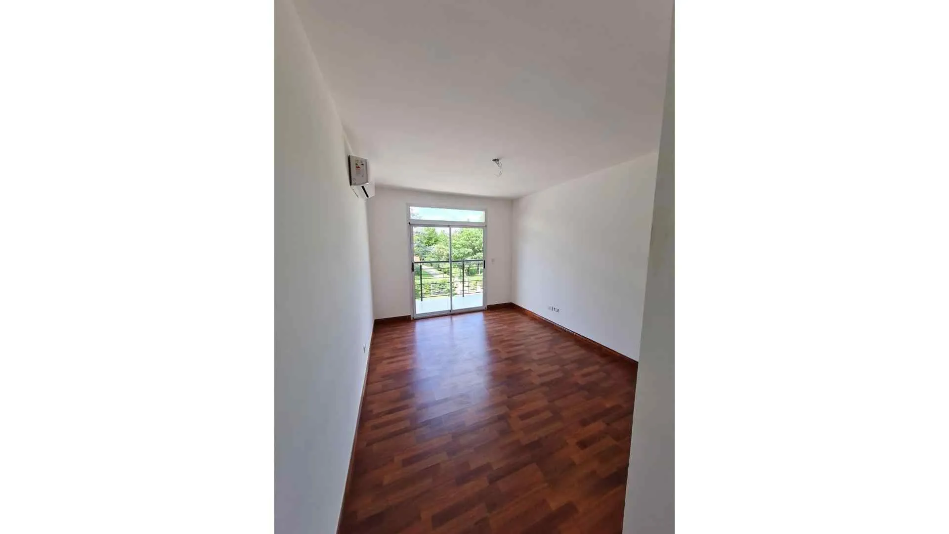 DEPARTAMENTO VENTA MORENO  "LA PALMERA"