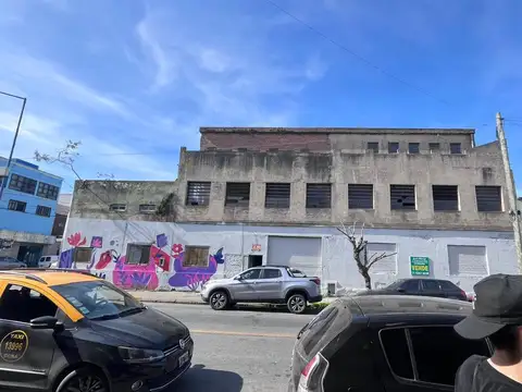 Galpón en Venta en Piñeyro, Partido de Avellaneda