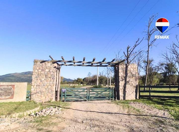 Terreno · 1942m²