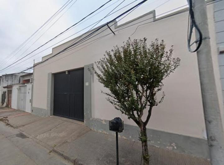 Depósito · 700m²