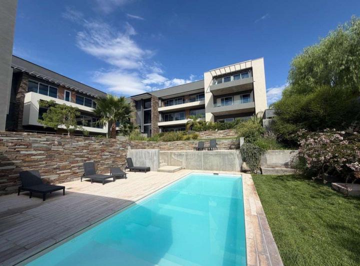 Departamento · 92m² · 3 Ambientes · 1 Cochera