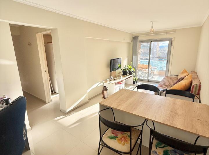 Departamento · 75m² · 4 Ambientes