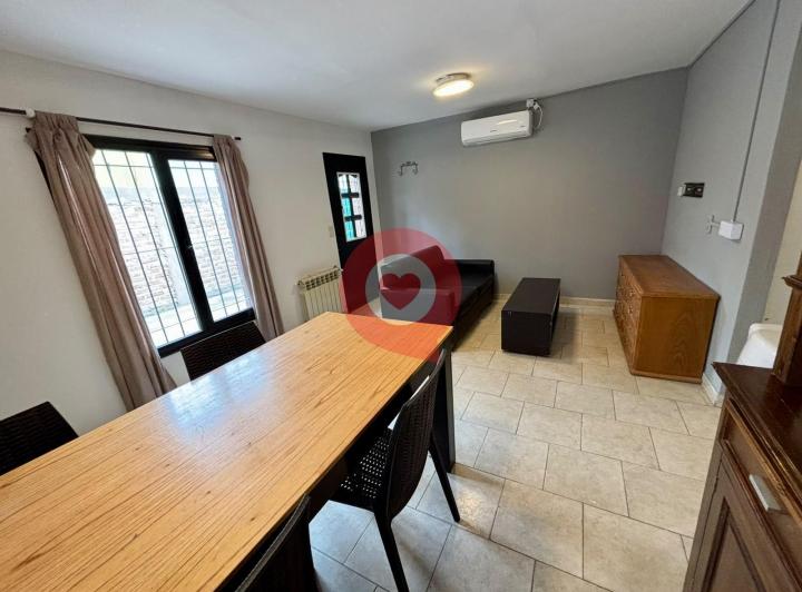 Casa · 360m² · 4 Ambientes · 1 Cochera