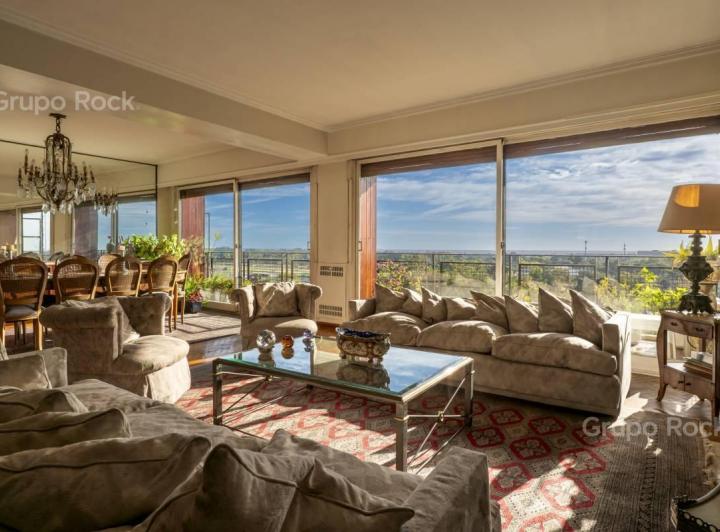 Departamento · 220m² · 3 Ambientes · 2 Cocheras