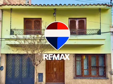 Casa en venta macrocentro apta comercial c/garaje