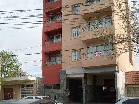 Venta departamento 1 dorm, con cochera