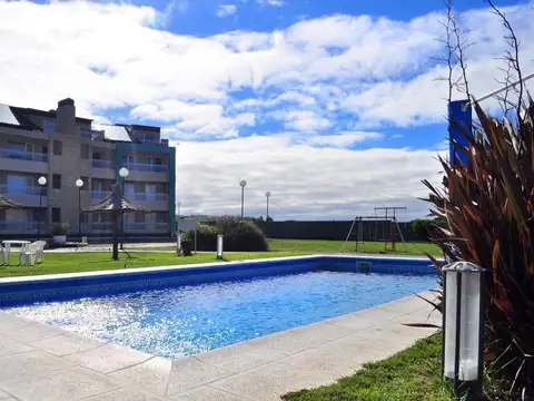Venta depto 3 amb c/ parrilla + cochera cubierta, las grutas