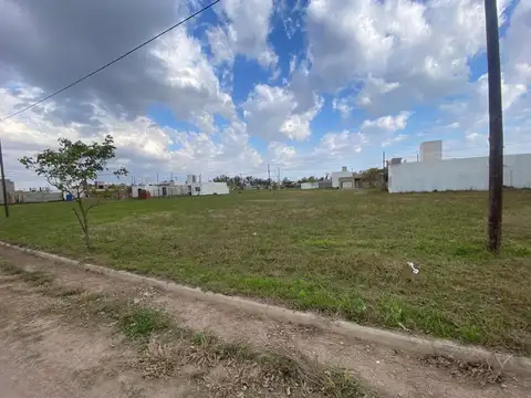 En venta lote en manantiales