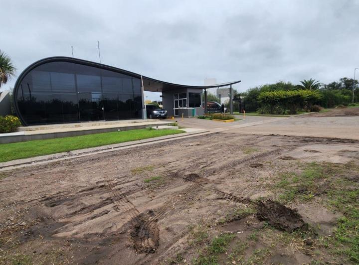 Terreno · 796m²