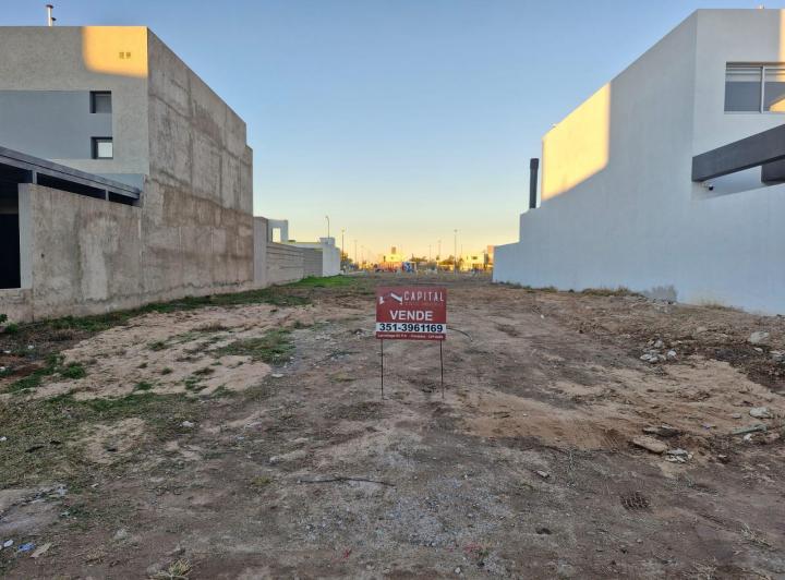 Terreno · 360m²