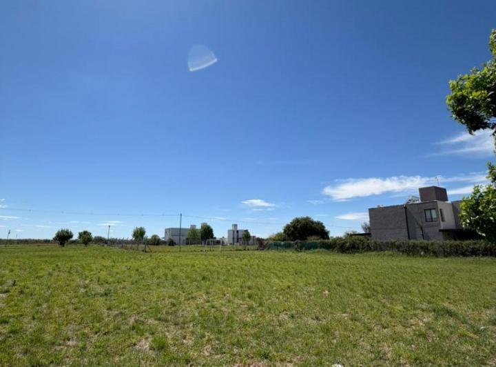 Terreno · 400m²