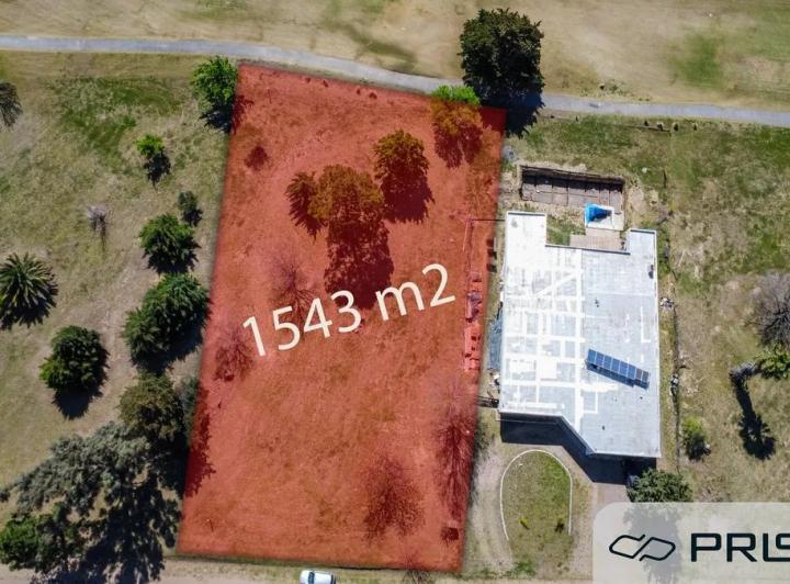 Terreno · 1543m²