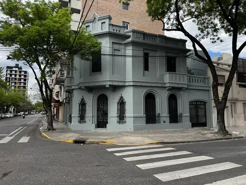 Importante propiedad 3 dormitorios totalmente remodelada a nueva apto uso profesional