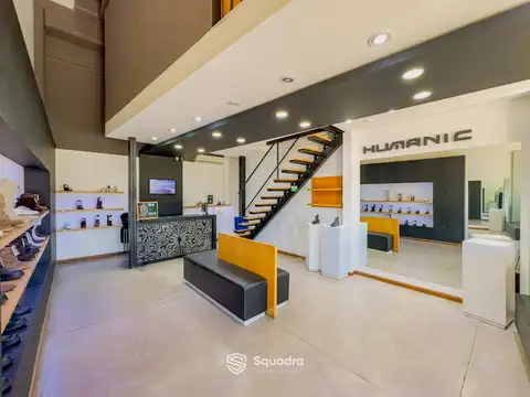 Venta | permuta - local comercial n° 25, de aprox 80 m² -  fisherton plaza chic mall.