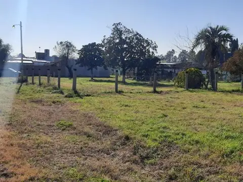 Lote de 300m2 en sauce viejo