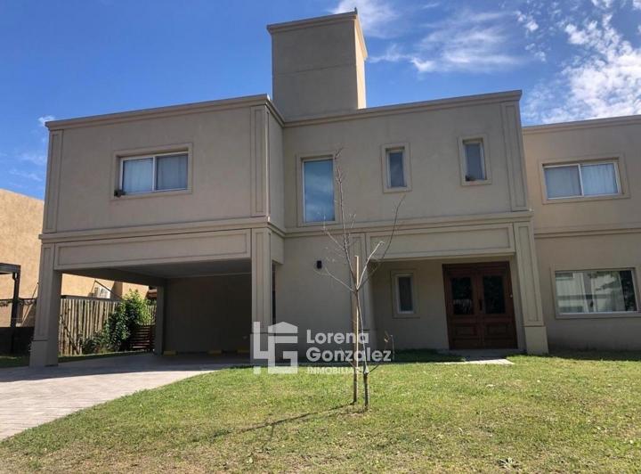 Casa · 320m² · 5 Ambientes · 6 Cocheras