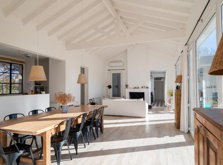 Casa · 220m² · 5 Ambientes