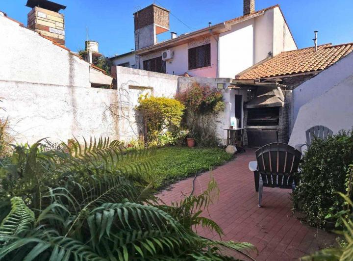 Casa · 140m² · 6 Ambientes · 1 Cochera