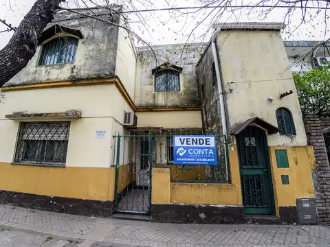 Acasa en planta baja y departam,ento en planta alta