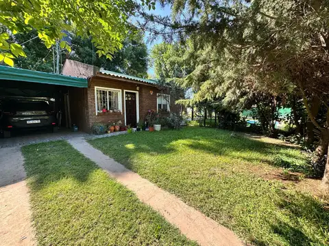 Casa - garita 15 - pileta - amplio jardin