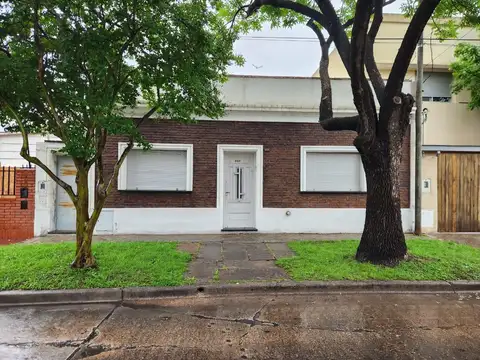 Artigas al 300 venta de casa 2 dormitorios en rosario