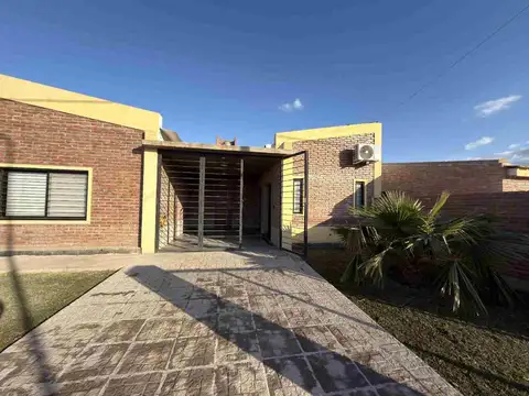 Venta casa 3 dormitorios, ricardone
