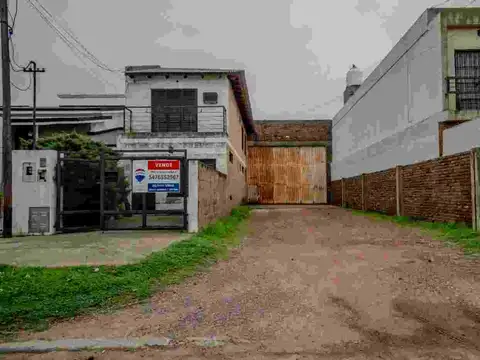 Casa con galpon en venta 3 dormitorios bermudez