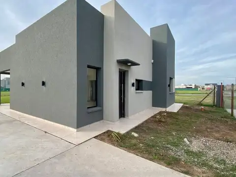 Venta casa de 2 dormitorios funes norte credito