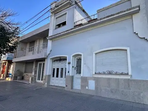 En venta /microcentro /todos los servicios