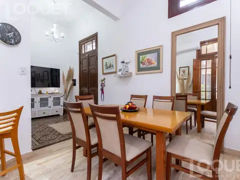 Casa interna amoblada de dos dormitorios en santa fe