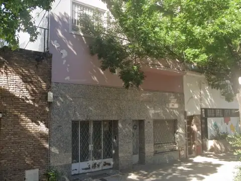 Urquiza 2879 - casa a reciclar en venta - oportunidad constructoras