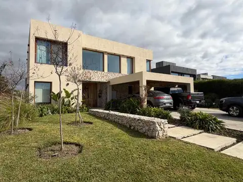 Casa en Venta en Greenville Polo & Resort, Countries y Barrios Cerrados en Berazategui