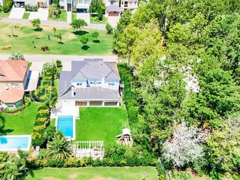 Casa en Venta en La Lomada De Pilar, Countries y Barrios Cerrados en Pilar