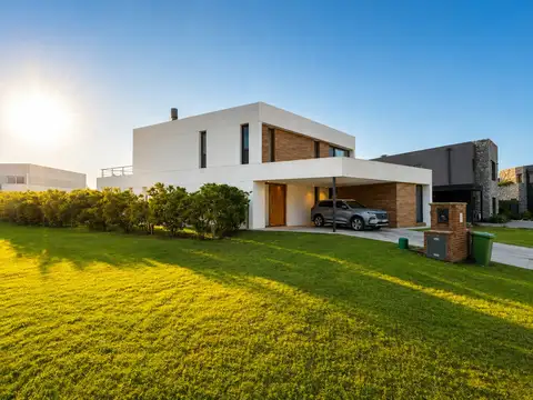 Casa en Venta en Ayres Plaza, Countries y Barrios Cerrados en Pilar