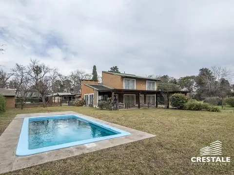 Venta / permuta - profesional country club - casa 2 dormitorios - funes.