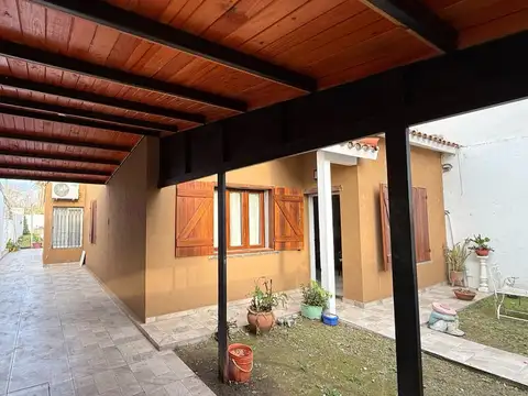 Funes - apto credito - piscina - todos los servicios
