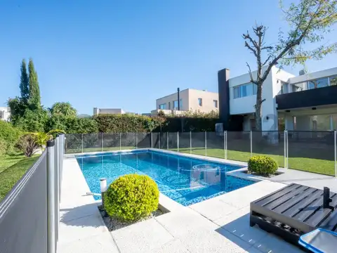 Casa en Venta en Fincas de Hudson, Countries y Barrios Cerrados en Berazategui