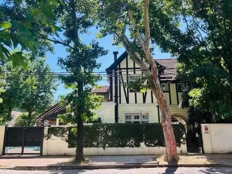 Casa en Venta en Olivos Vías/Maipú, Olivos
