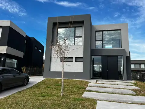 Casa en Venta en Nordelta Carpinchos, Nordelta