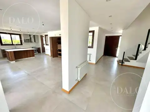 Casa en Venta en Countries y Barrios Cerrados en Ezeiza, Partido de Ezeiza