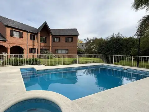 Casa en Venta en Saint Matthews, Countries y Barrios Cerrados en Pilar