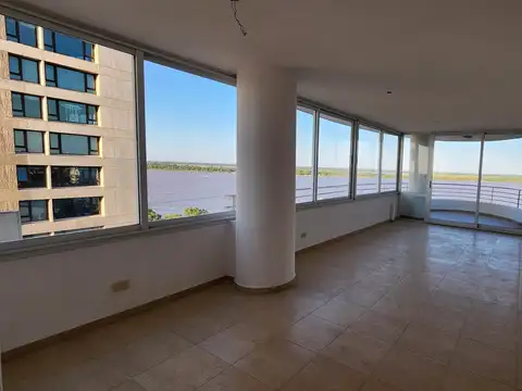 Piso exclusivo con vista franca al río