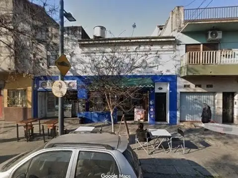 Venta en block, local comercial y dos viviendas en caba