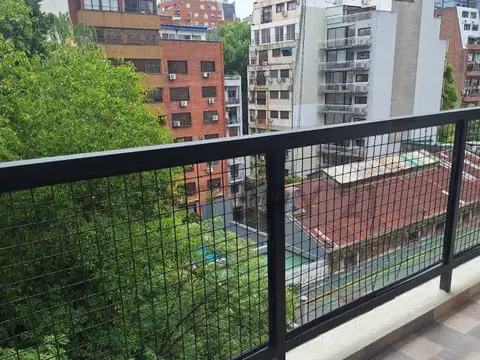 Alquiler de departamento 3 ambientes muy lumisoso piso alto , en las cañitas, ca